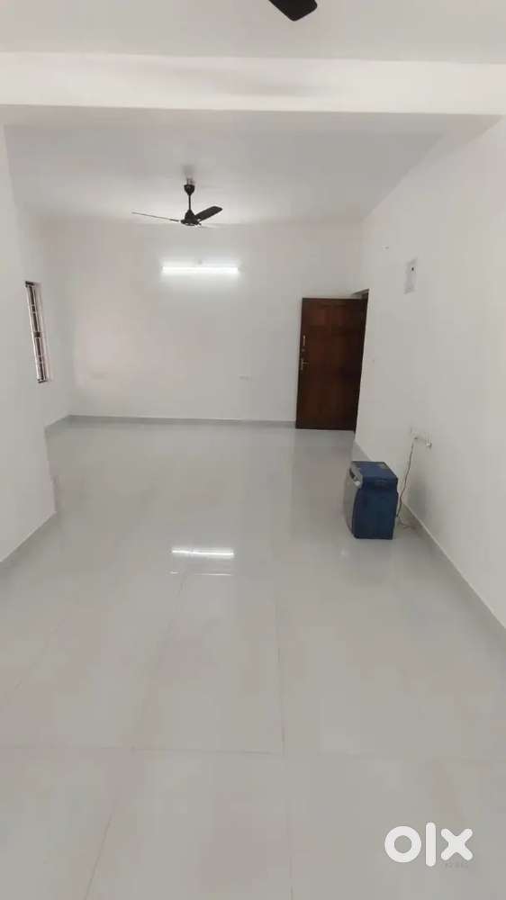 3.7 cents 3 bhk 1st floor Kuntalpady shakti nagar 65 lacs