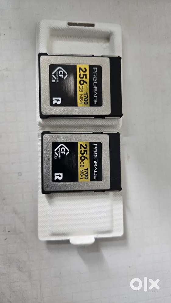CF express 2 card  256gb