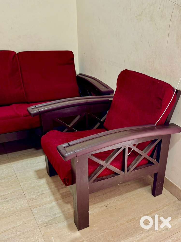 Wooden sofa 3+1+1 at vijayapura