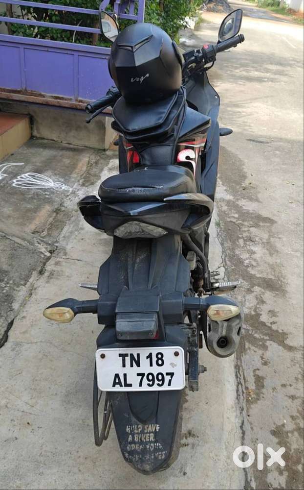 Suzuki Gixxer SF (2017) - Excellent Condition  44 KM Mileage