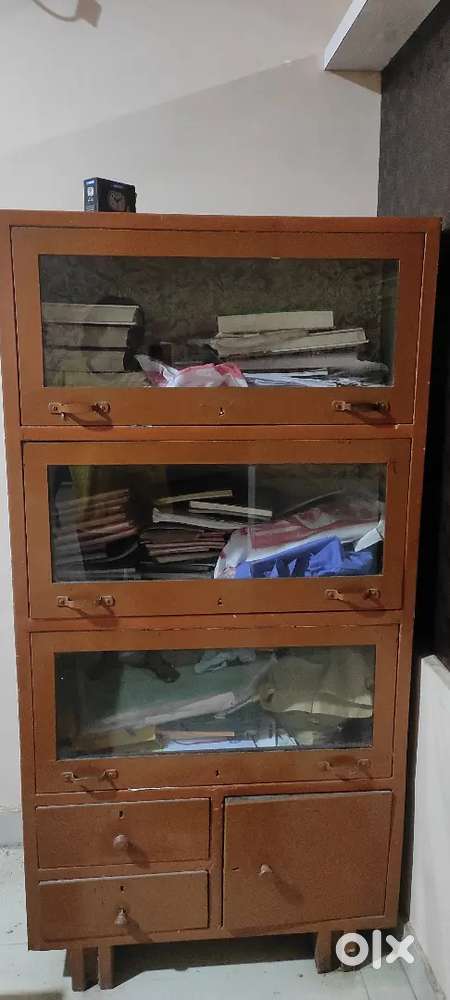 Very strong Old and Traditional Book Shelf
