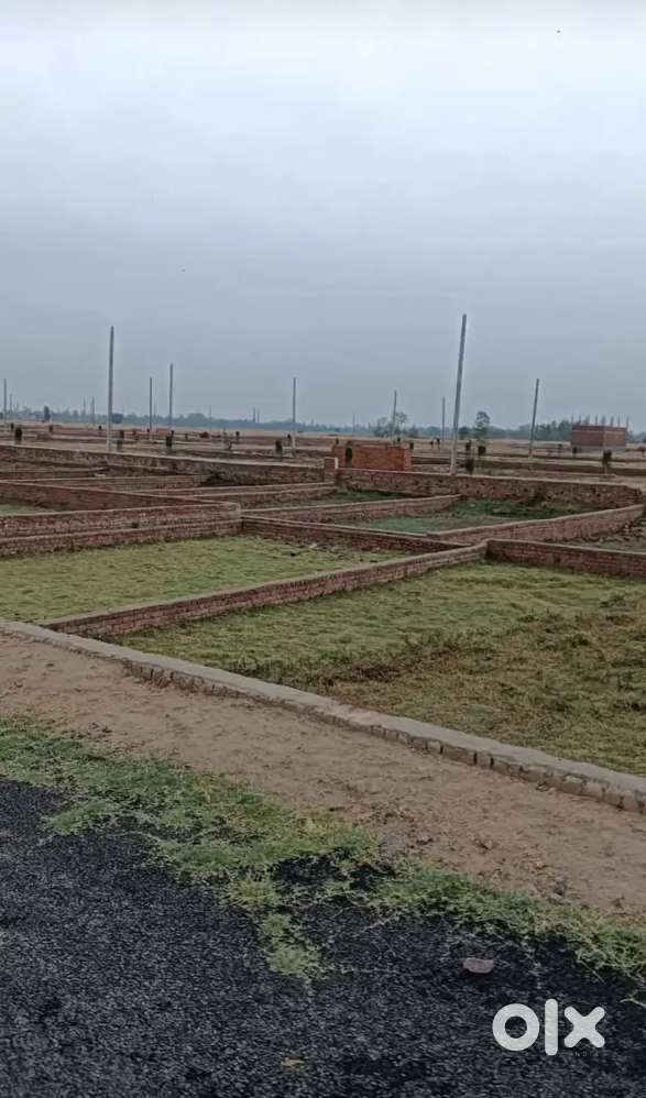 संकल्प पेट्रोल पंप गोसाईगंज मार्केट के आस पास प्लाट तुरन्त रजिस्ट्री