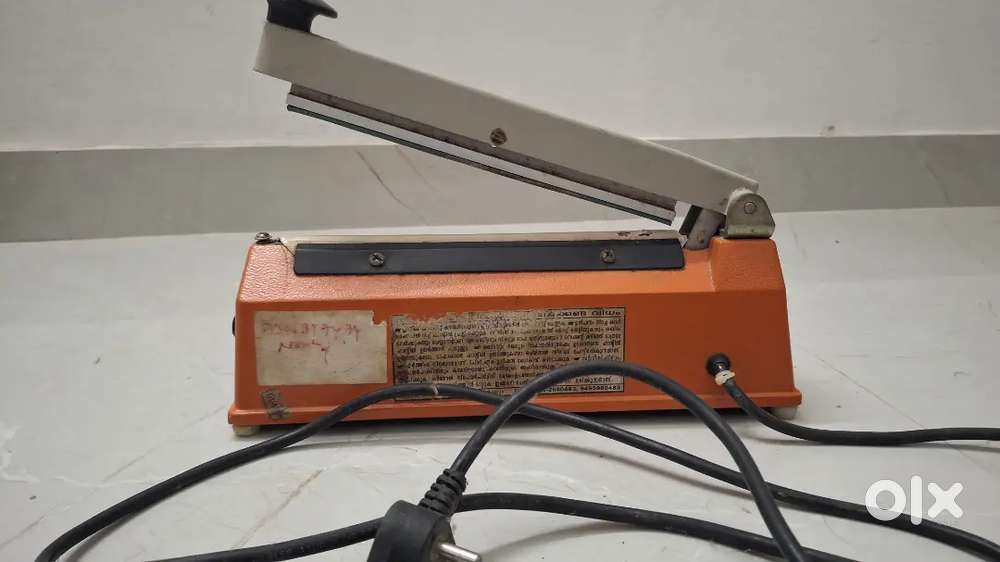 Plastic cover ceiling machine