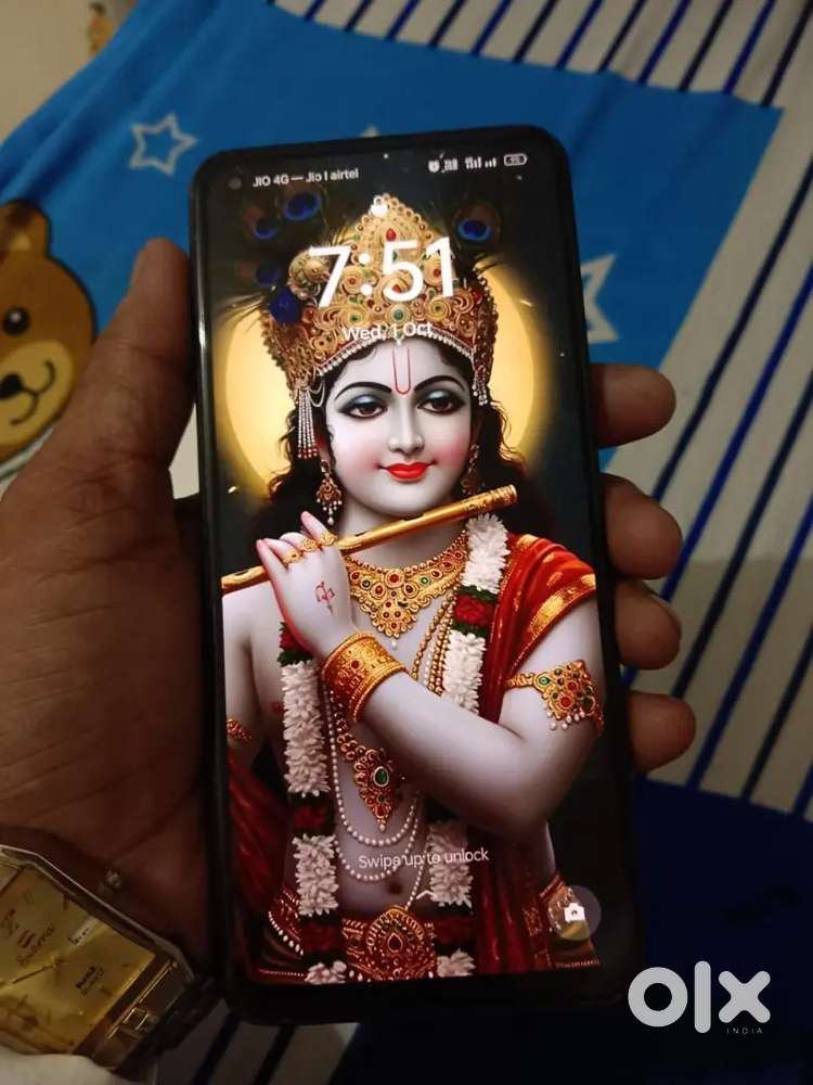 Real me 10 Ram (4+4).. Rom 64GB.. Only Mobile.. No Bill Charger..