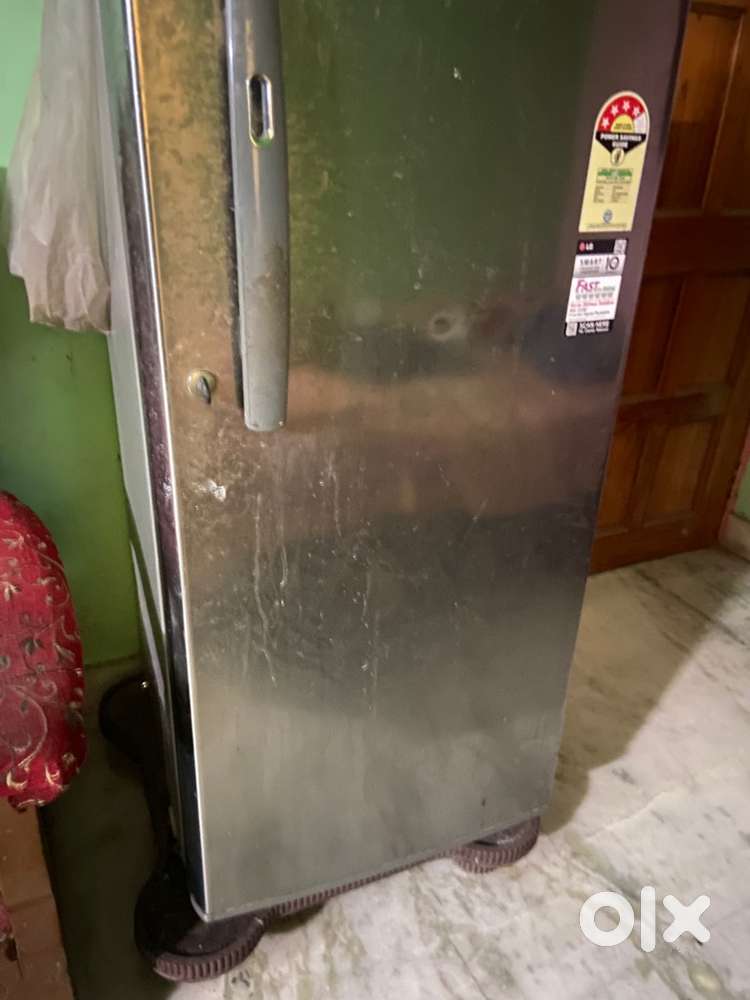 185 liters Lg fridge 4 star