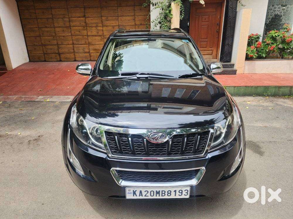 Mahindra XUV500 W10 AT, 2016, Diesel