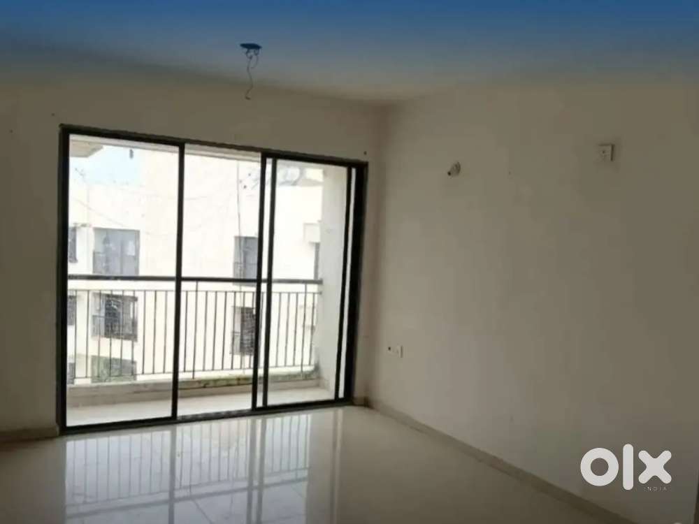 1 room,1kichen,bathroom,hall,balkani.