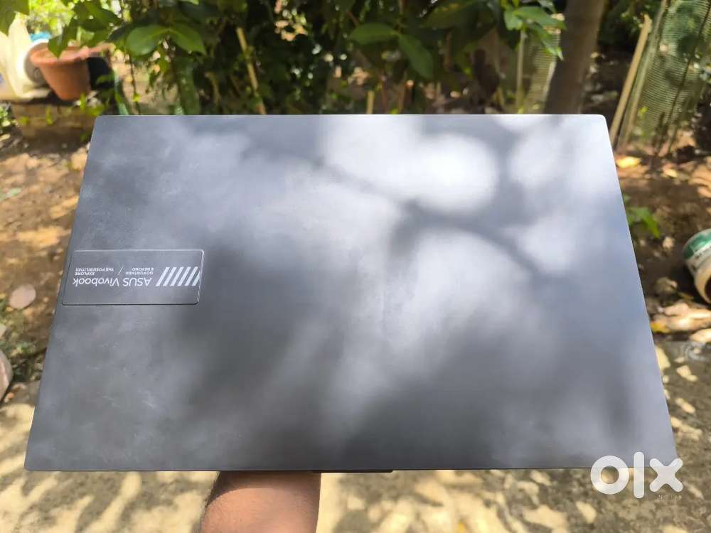 Asus Vivobook Go – AMD Ryzen 5 7520U, 16GB RAM, Radeon Graphics