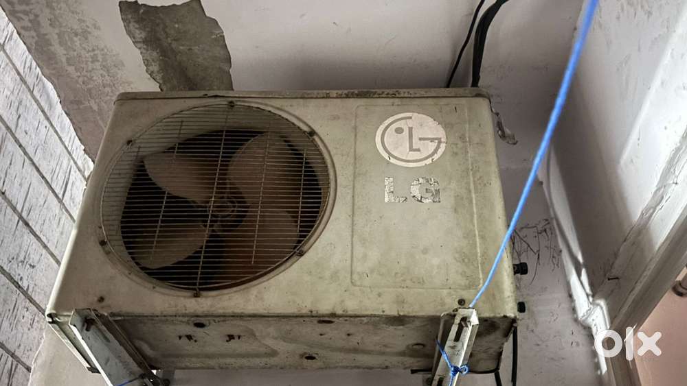 LG slplit AC