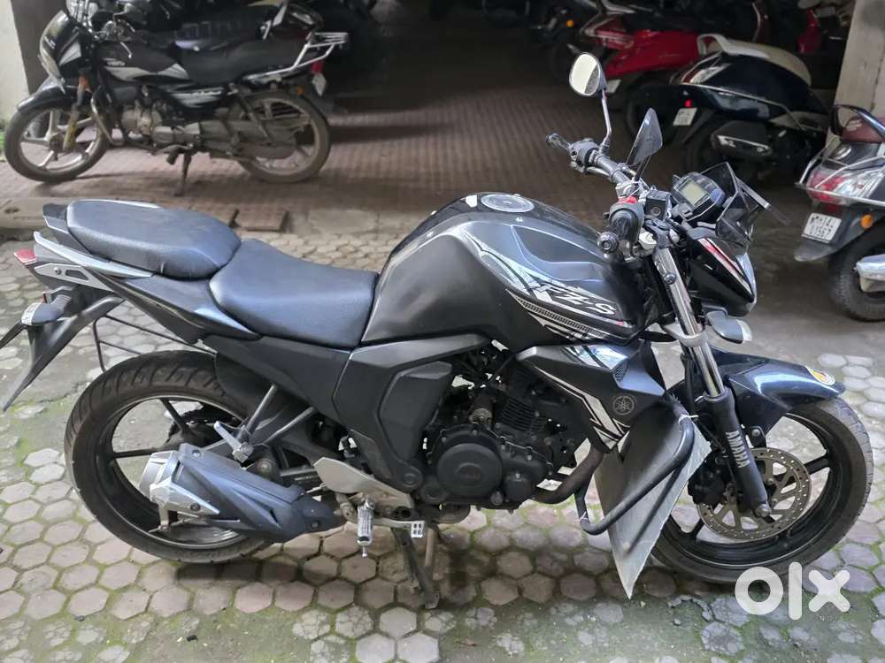 Yamaha FZS FI