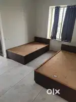 I hve 2 bhk Pg Singe room for rent Girls .only...