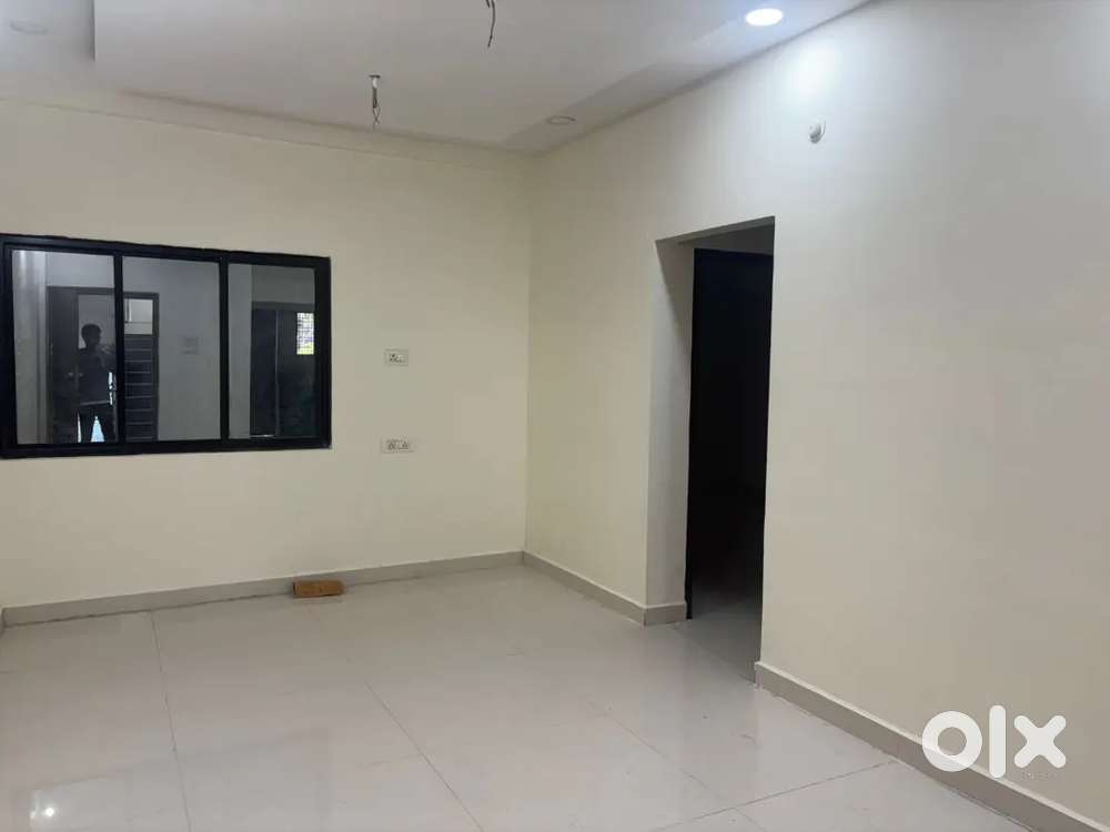 2bhk flat bhagwaan nagar near omkar nager Havarapeth all near by