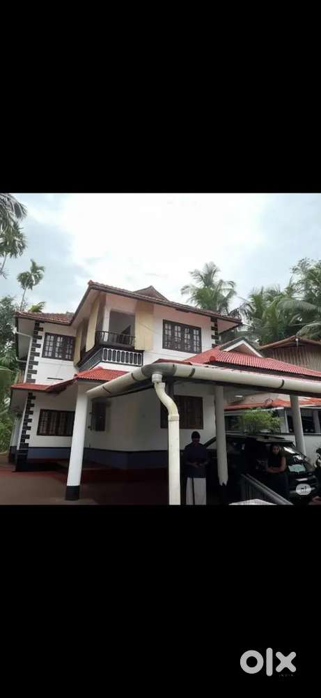 പാറോപ്പടി സിൽവർ ഹിൽസ്
