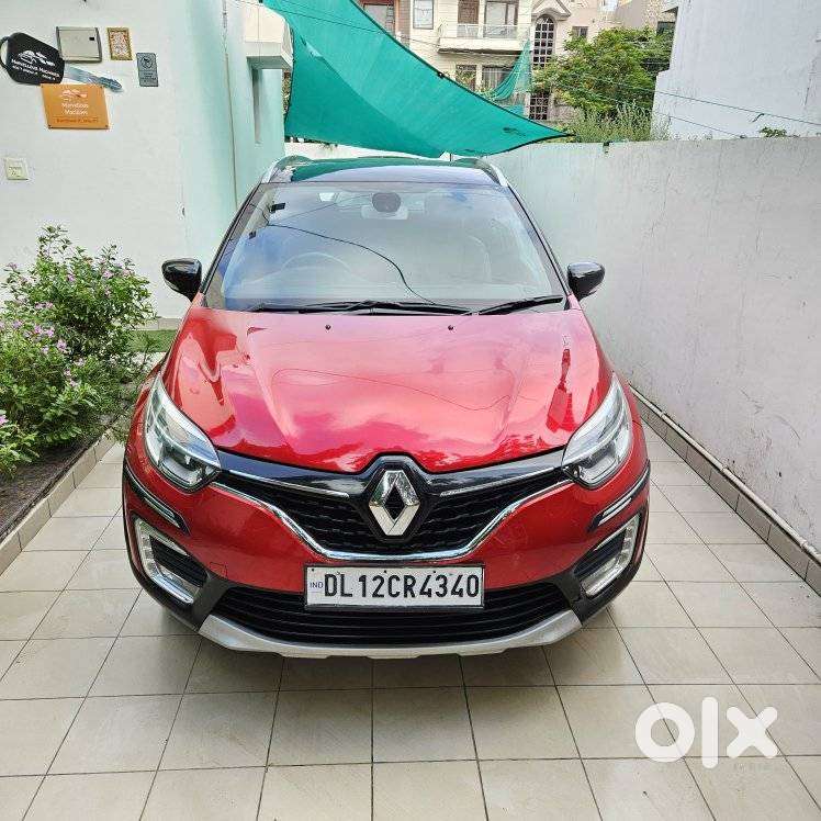 Renault Captur Platine Dual Tone Petrol, 2019, Petrol