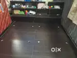 QUEEN SIZE BED WITH STORAGE