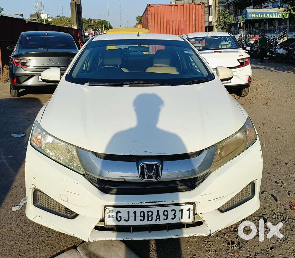 Honda City 2015 CNG & Hybrids Well Maintained