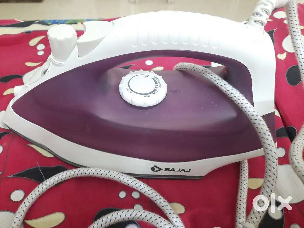 Bajaj Steam Iron