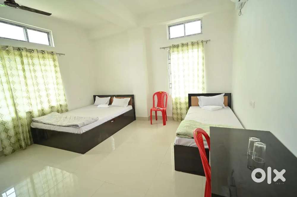 Housekeeping Girl