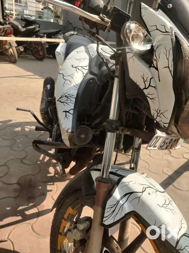 Koi dikkat nhi h bus thoda bike me kaam karwana hai