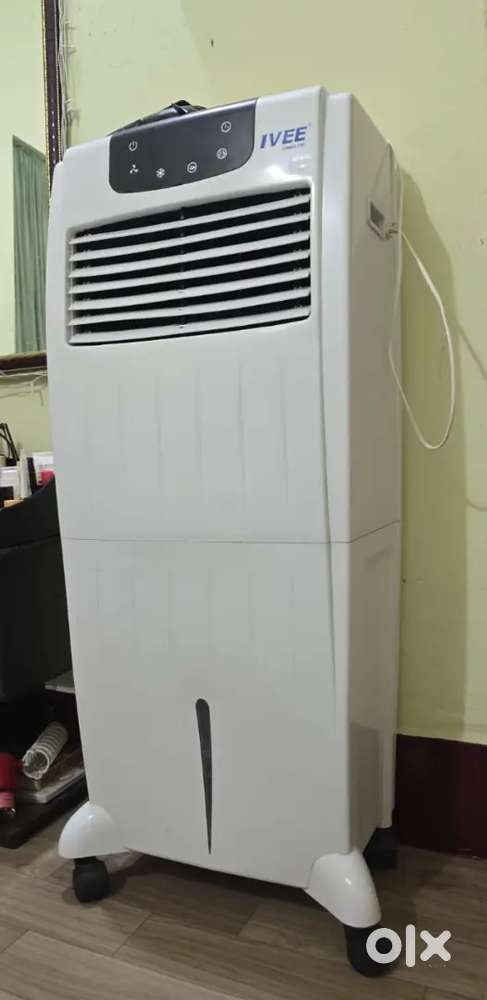 Cooler for sale 1 year old