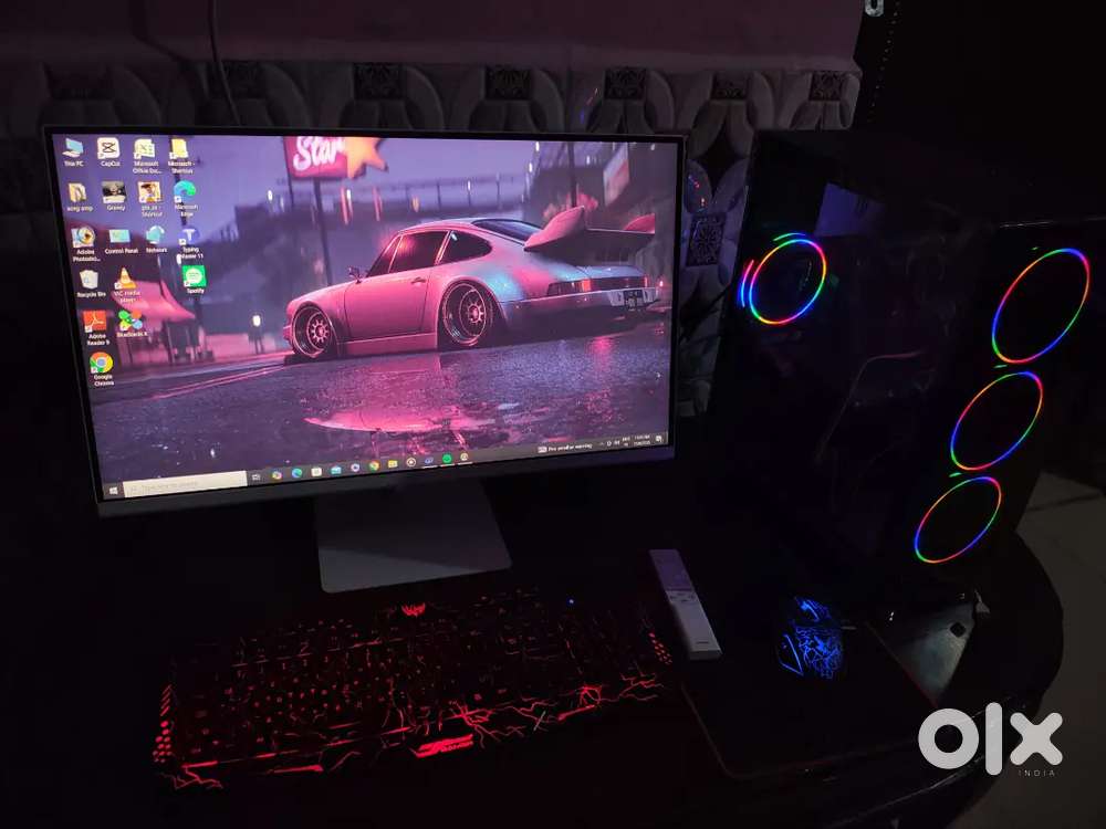 Gaming pc with samsung smart monitor