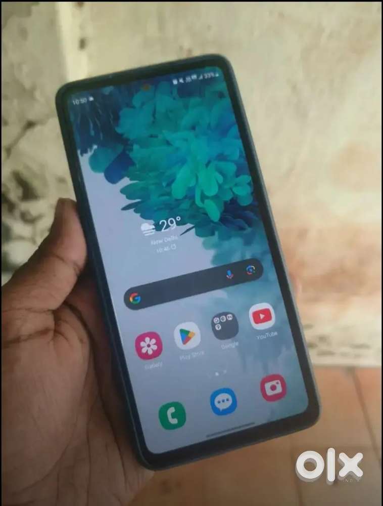 Samsung s20fe + samsung galaxy watch 4 exchange / Sale