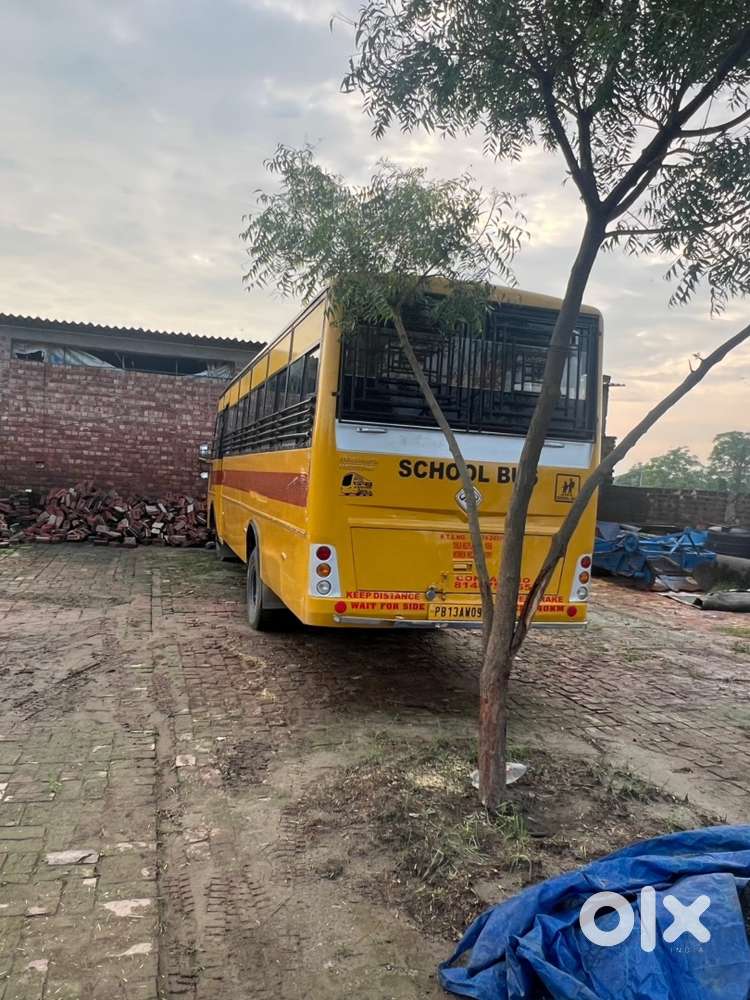 Mahindra Bus and excellent condition