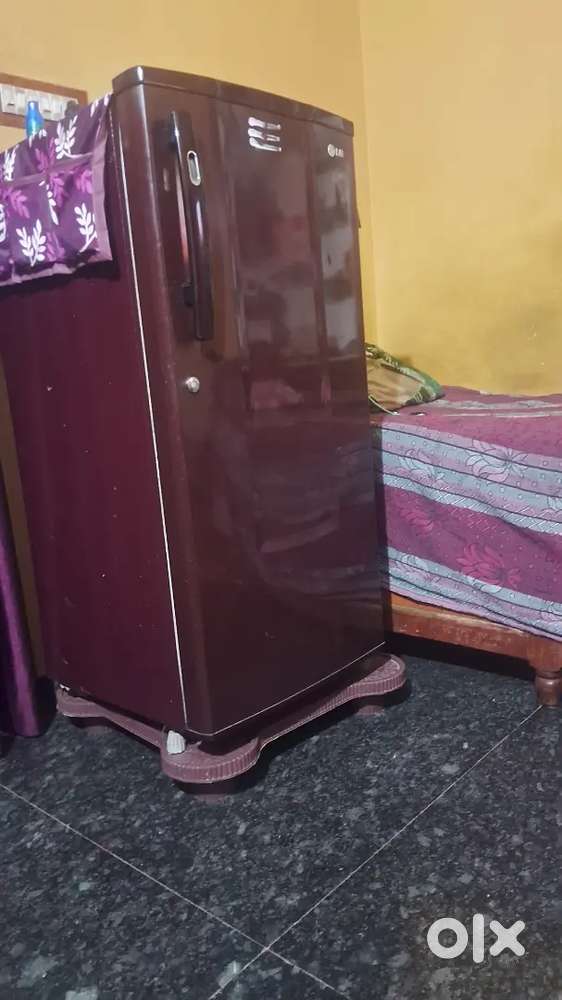 LG refrigeratorb