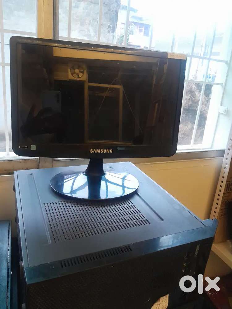 Samsung sync master SA100 15.5 Led Slim refurbished monitor