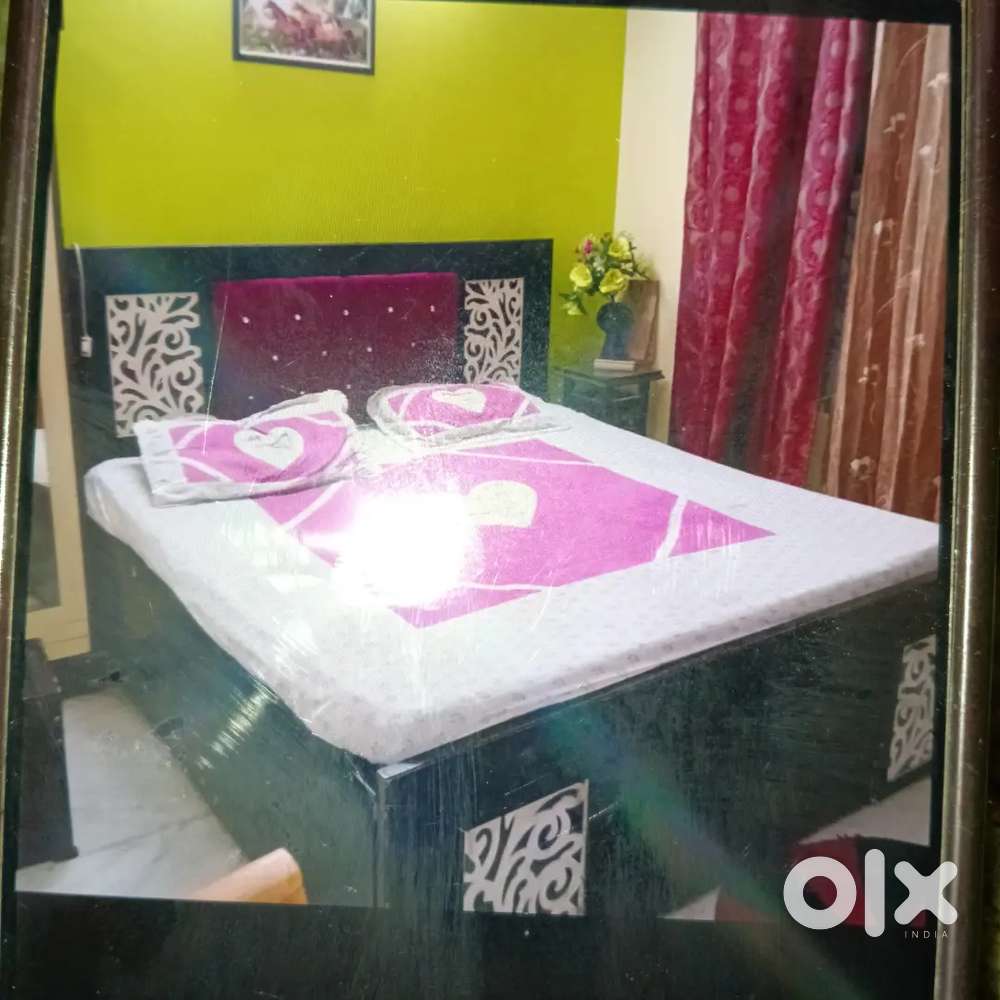 2 Bhk fuly furnished Ashoka enclave part 3