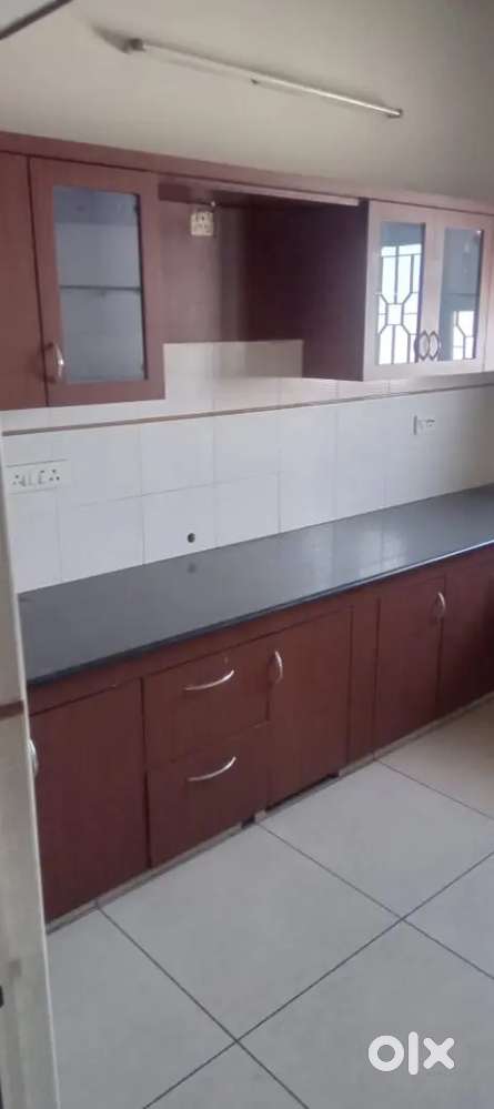2bhk semi furnish flat for rent near by Karagalpady