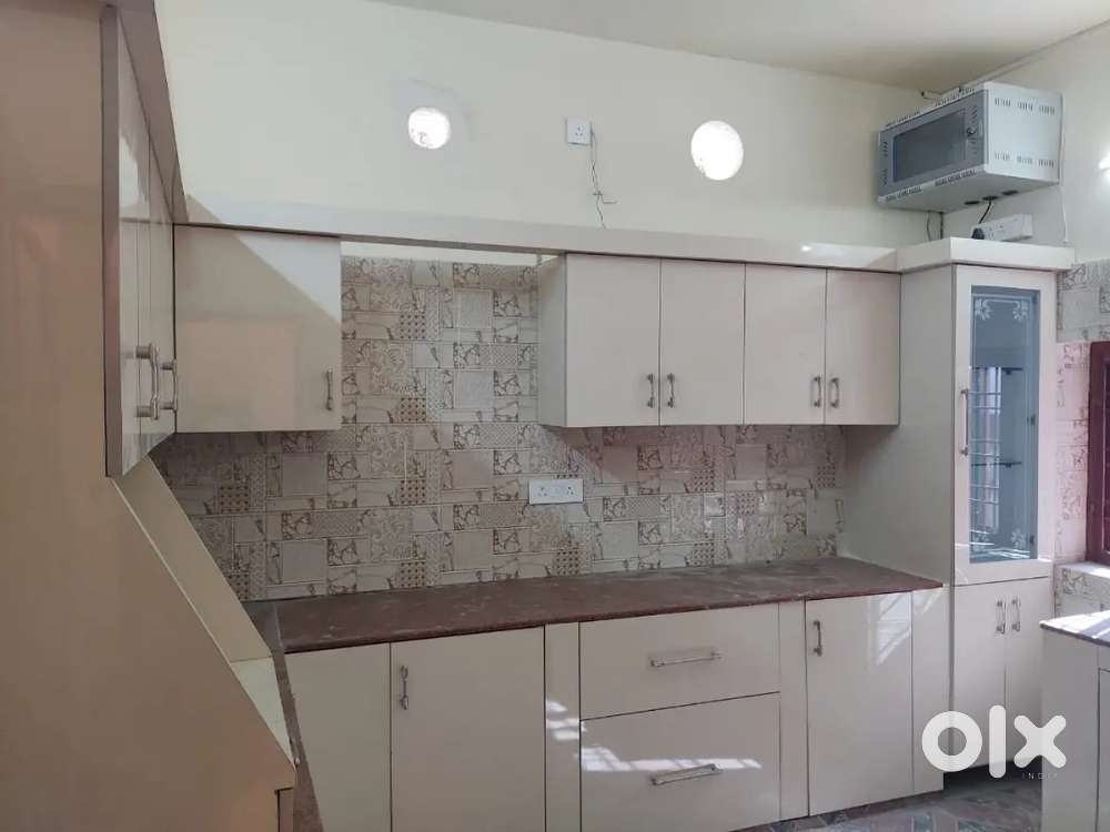 Indipendent without owner 2bhk rajpur road near dilaram chowk