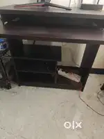 Computer table