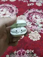 Apple airpods generation 2