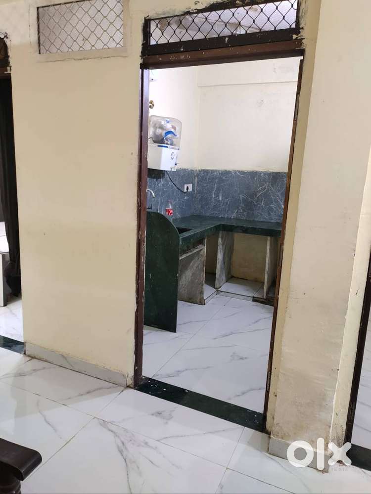 Looking for a female flatmate