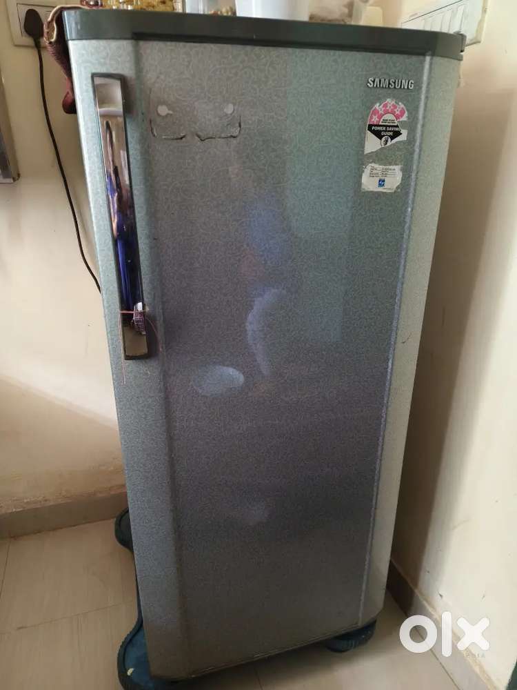 Fridge sell Krna h urjent