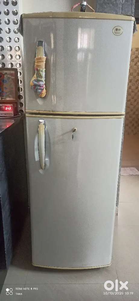 Double Door Fridge in very good working condition