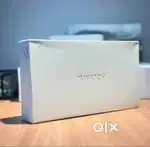 Apple watch with full box and accessories (gps and cellular- Warranty)