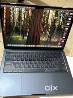 MacBook Air 2022 Apple M2 chip 13 Inch 8GB memory 512GB SSD