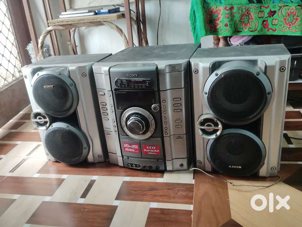 Music system sony