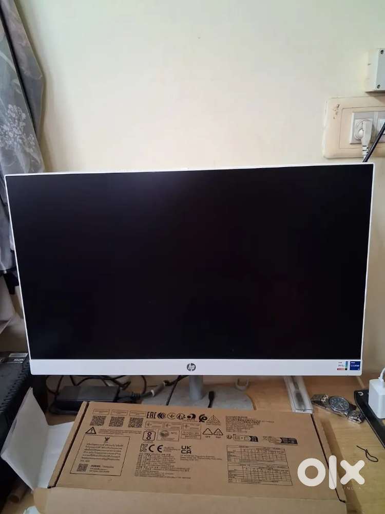 HP All-in-One PC 13th Gen Intel Core i5 27 inch 16GB 1TB SSD 1YEAR OLD