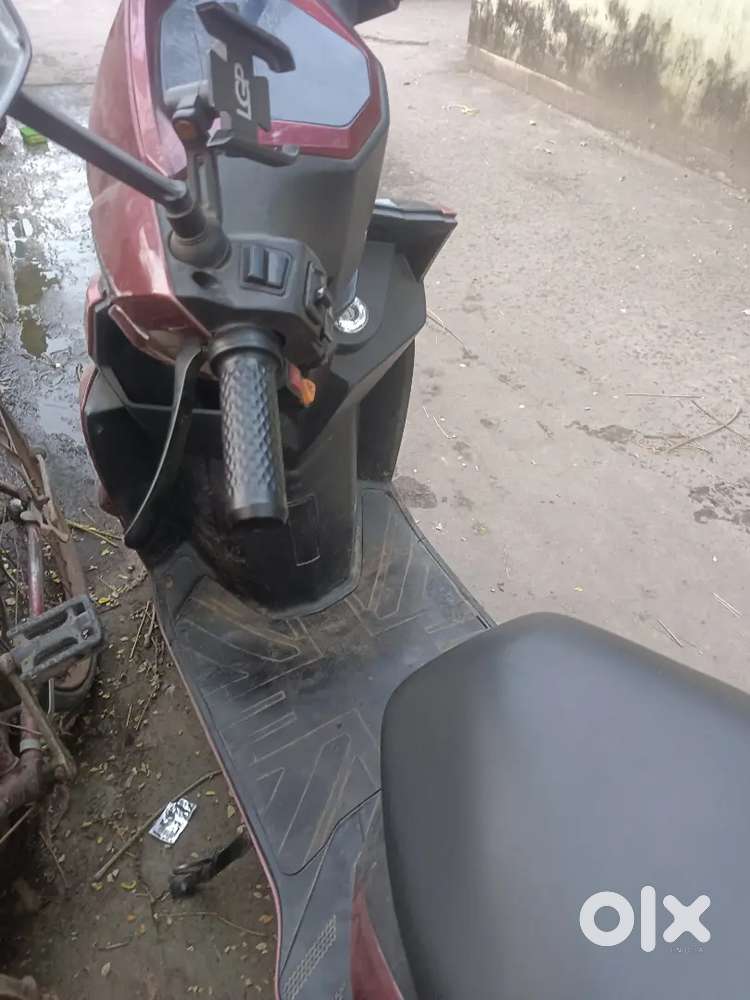 Alexia electric scooty 6 month old 70 plus range