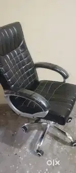Office Chair for Sale – Comfortable & Adjustable