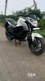 Hornet 160R Tip Top Condition