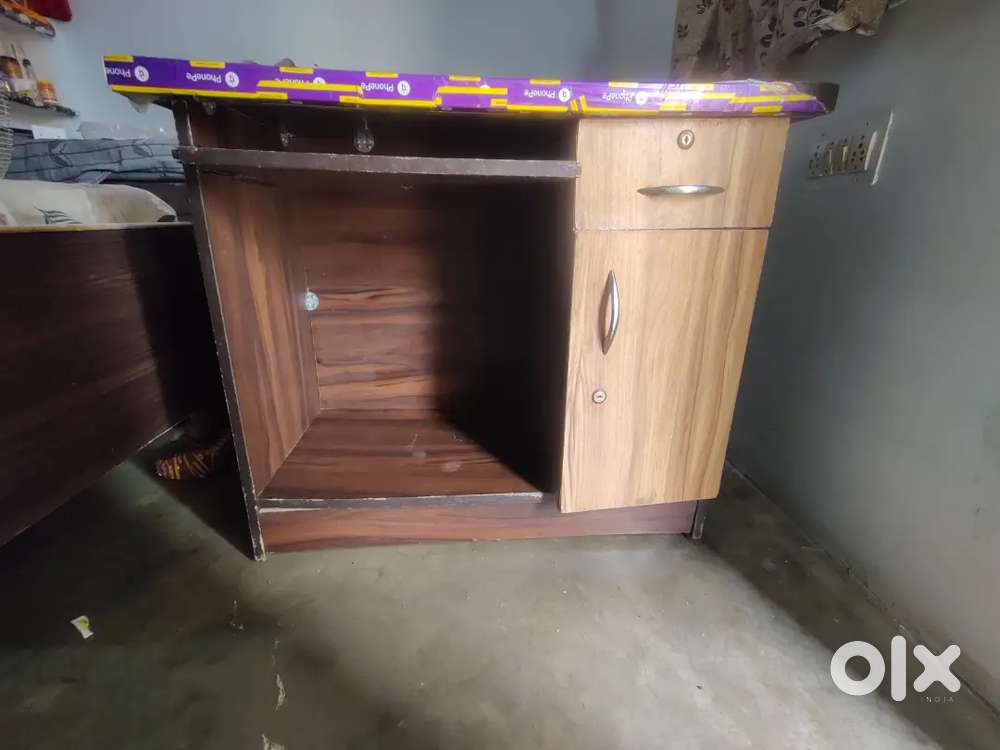 Study table