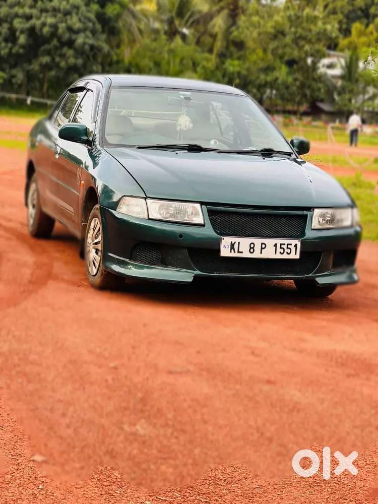 Mitsubishi Lancer 2000