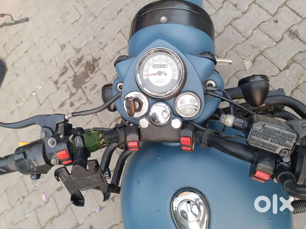 Very superb condition...single hand bike.all original paint .