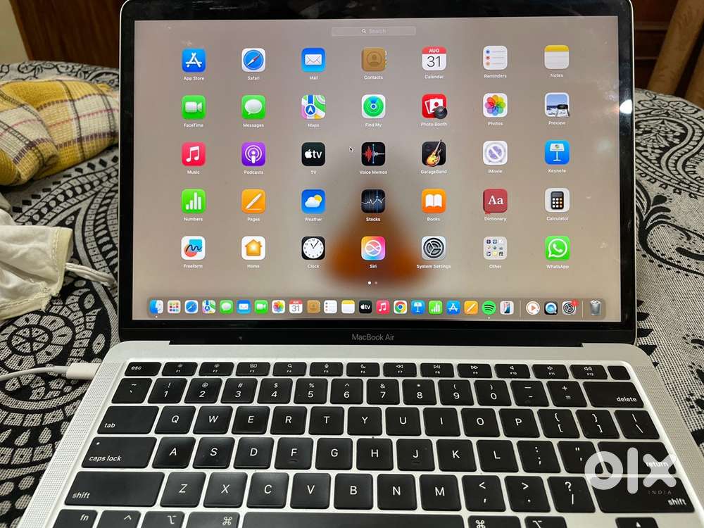 APPLE Macbook Air M1