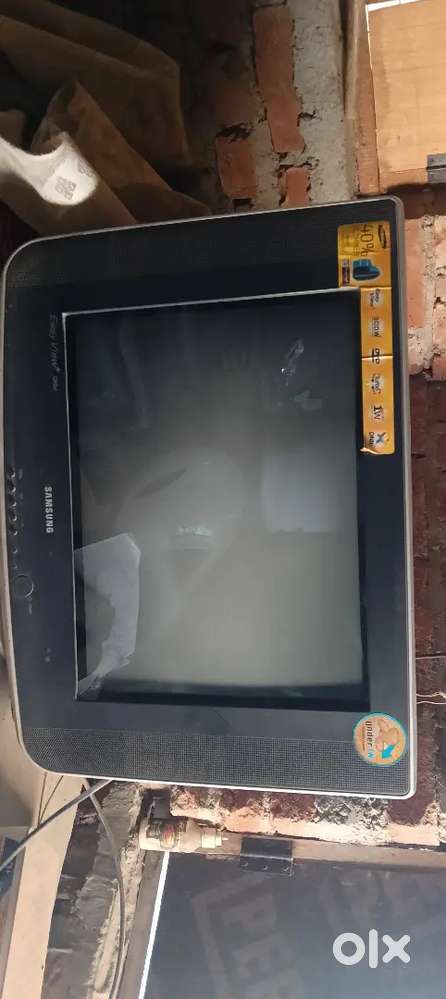 Samsung TV sath me disc tv reciver ke sath