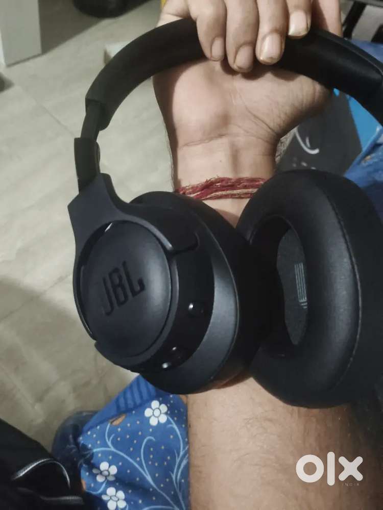 Jbl headphones 770nc